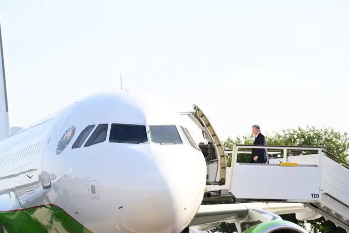 Шавкат Мирзиёев отбыл в Самарканд