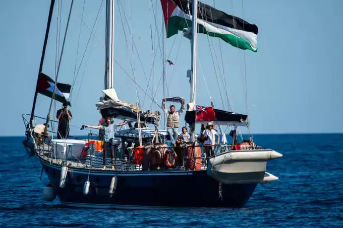 Italiya G‘azoga gumanitar yordam ortilgan kema yubordi