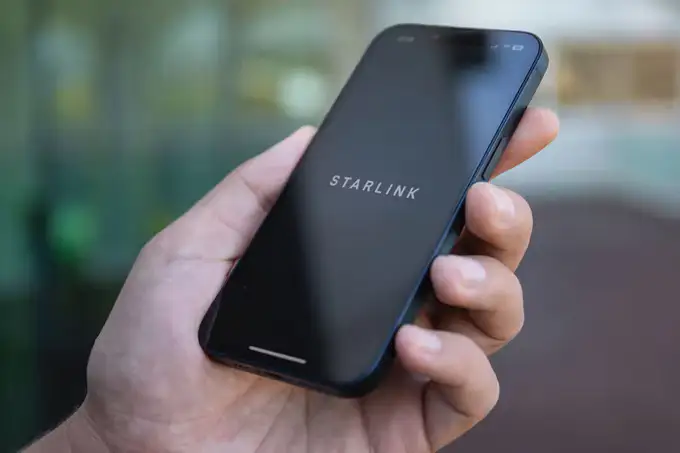 Америка авиакомпаниялари самолётларда Starlink хизматини ўчира бошлади