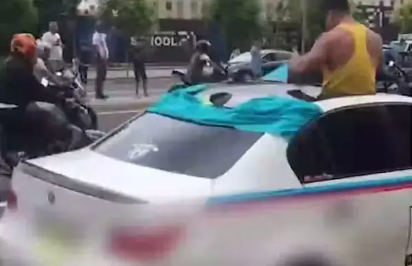 Samarqandda “tomosha ko‘rsatgan” qozog‘istonliklarga chora ko‘rildi (video)