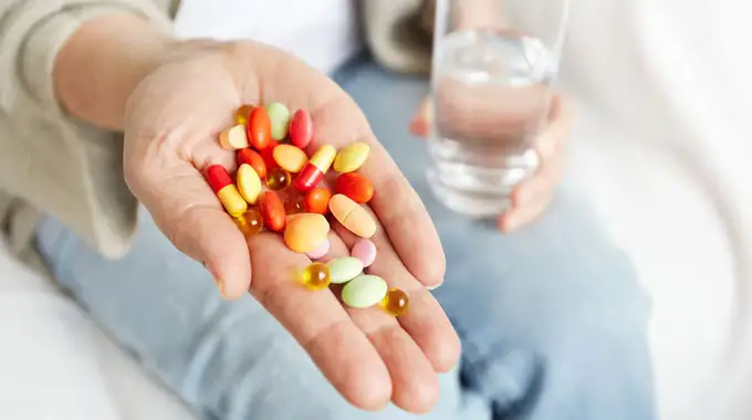 Endokrinolog B guruhi vitaminlari onkologiya xavfini oshirishi mumkinligi haqida ogohlantirdi