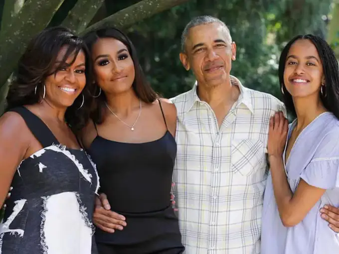 “Yaxshiyam o‘g‘lim yo‘q”. AQSHning sobiq birinchi xonimi Mishel Obama qizlarning onasi bo‘lish qanday  tuyg‘u ekani haqida
