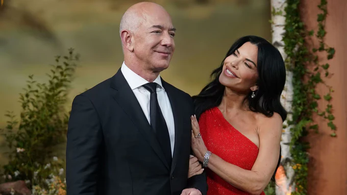 Jeff Bezos mehmonlardan to‘y sovg‘asi o‘rniga Venetsiyaga xayriya qilishni so‘radi