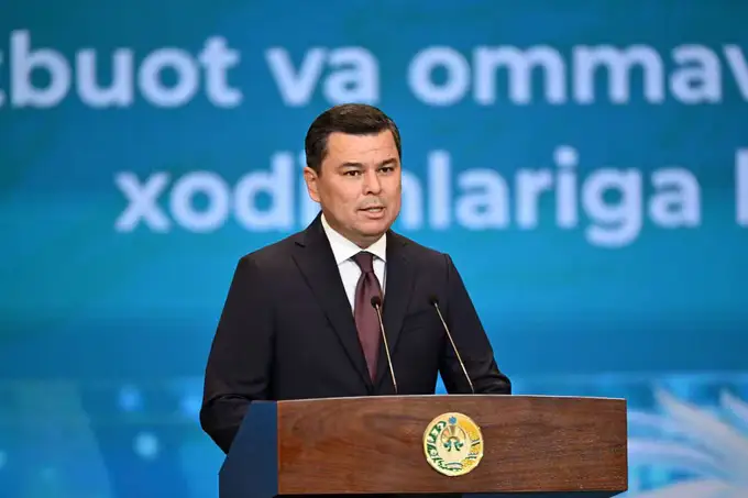 Sherzod Asadov “Oltin qalam” g‘oliblarini taqdirlash marosimida prezidentning OAV xodimlariga yo‘llagan tabrigini o‘qib eshittirdi