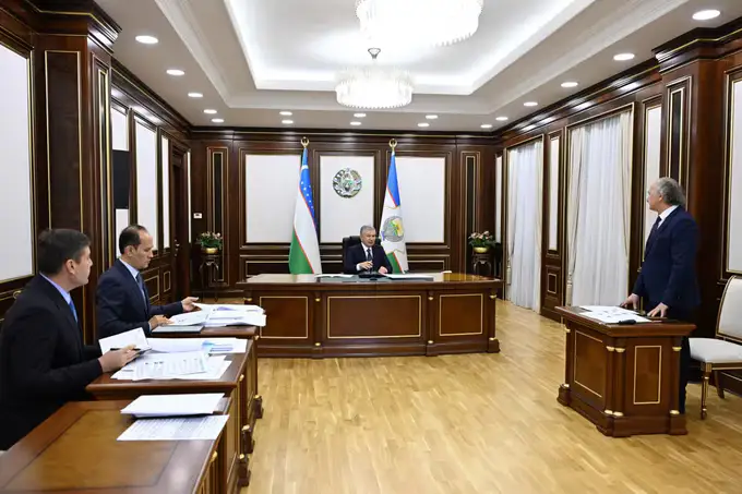 Миллий рассомлик ва дизайн институтини битирган мутахассисларга мактабларда тасвирий санъат фанидан дарс ўтишга рухсат берилади