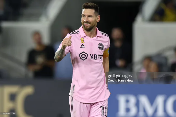 “Al-Ahli” Messi bilan shartnoma imzolamoqchi
