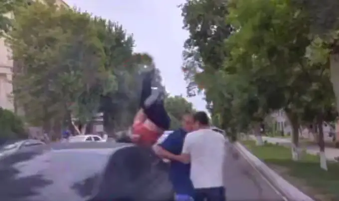 Farg‘onada fuqaro o‘z tanishini Gentra’da qasddan urib, o‘ldirib qo‘ydi