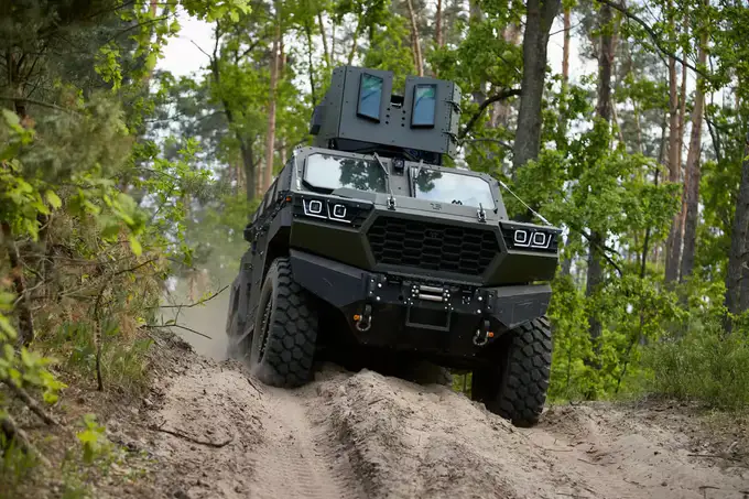 Ukraina armiyasiga 23 ming zirhli transport vositasi kerak — OAV 