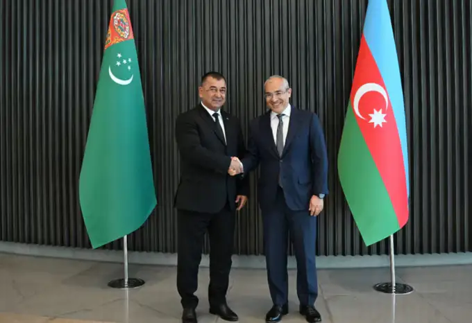 Azerbaijan–Turkmenistan transit cargo tops 1mn tons in 1H25 