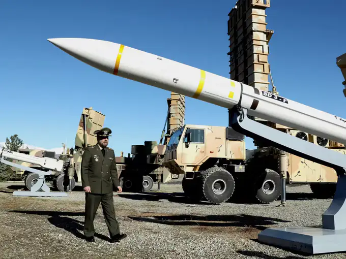 Eron Isroilga kuchliroq raketalar bilan tahdid qildi