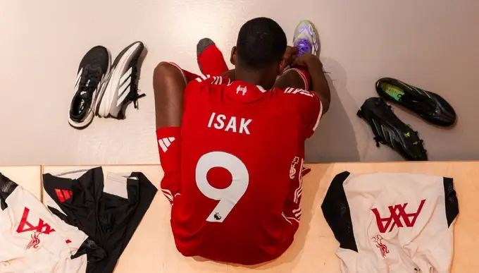 “Liverpul” yangi futbolchilarni sotib olish uchun rekord darajada pul sarfladi