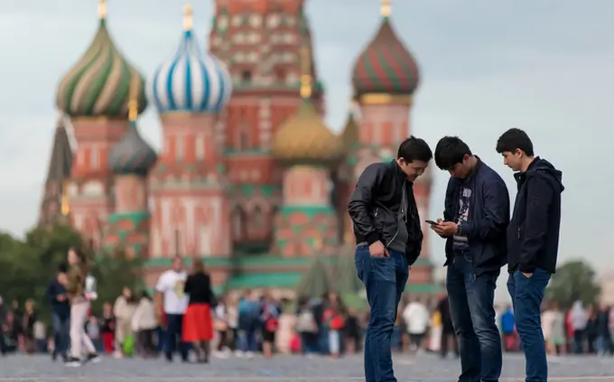Ўзбекистон фуқаролари Россияга “загран” паспортсиз кириши мумкин бўлади
