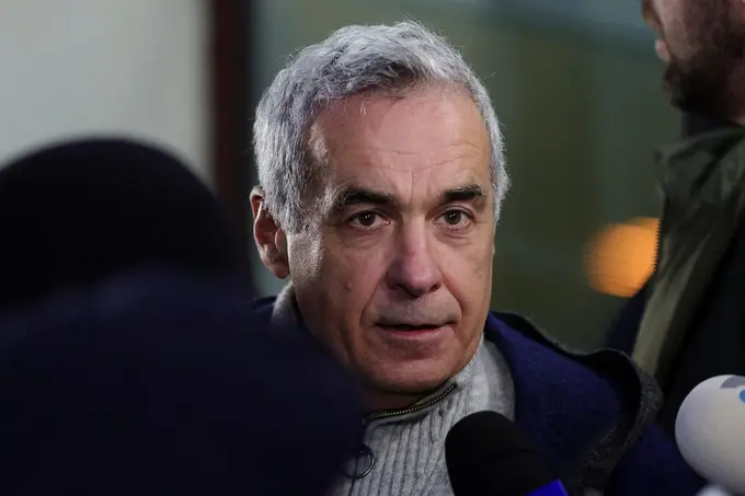 Руминияда собиқ президентликка номзодга жиноий айблов қўйилди
