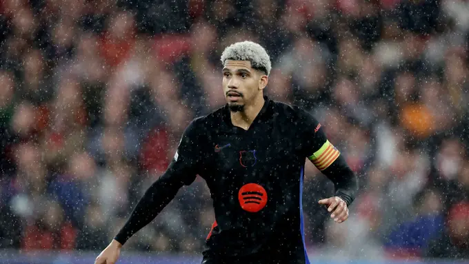 “Real” va APLning 3 ta top klubi “Barselona” futbolchisi uchun da’vogarlik qilmoqda