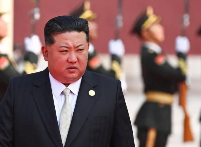 Kim Chen In ayollar tanasiga silikon qoʻyishni taqiqladi