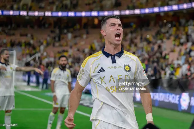 Krishtianu Ronaldu milliard dollar ishlab topgan tarixdagi ilk futbolchiga aylandi — Bloomberg