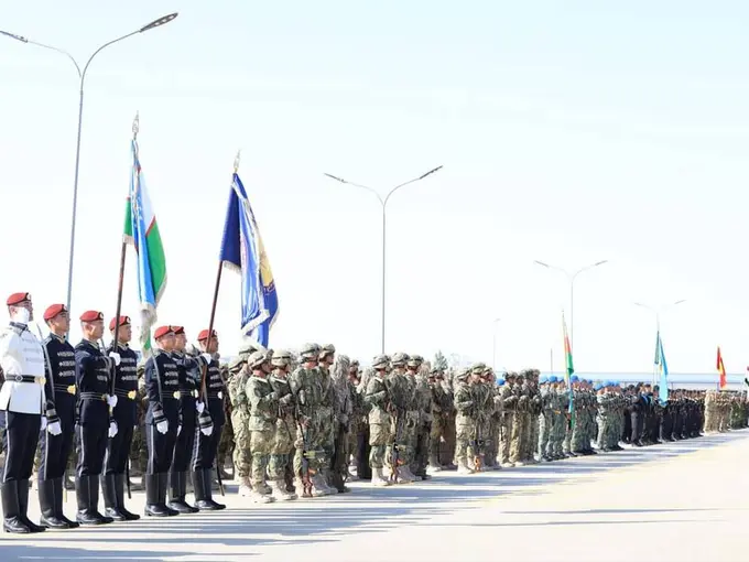 В Узбекистане начались крупномасштабные военные учения с участием пяти государств