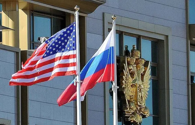 Россия “душманона” ҳаракатларга қарамай, АҚШ билан муносабатларни тиклашга тайёр — Кремль