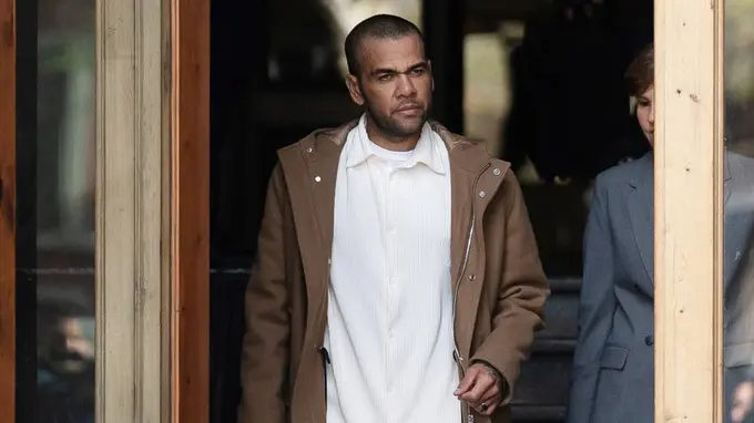 Dani Alves Ispaniya cherkovida voizlik qilmoqda (video)