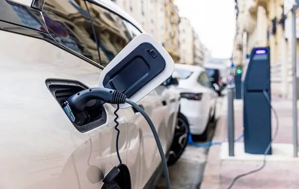 Kia Tesla’dan chidamliroq chiqdi: batareyasi eng chidamli elektromobillar ro‘yxati e’lon qilindi