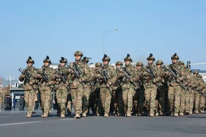 Тошкентда ҳарбийларнинг намойишкорона пиёда юришлари бўлиб ўтади
