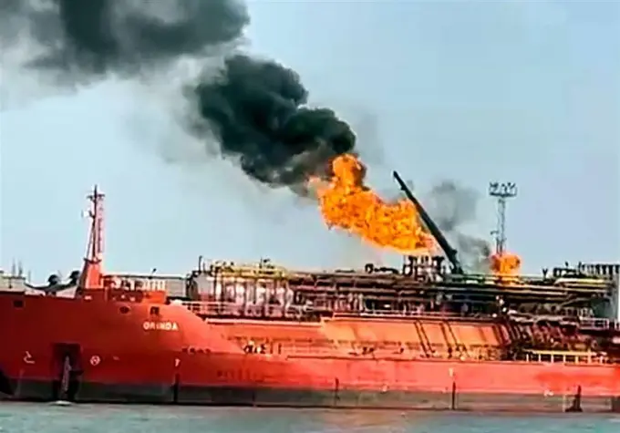 Rossiya droni Turkiya tankeriga hujum qildi (video)