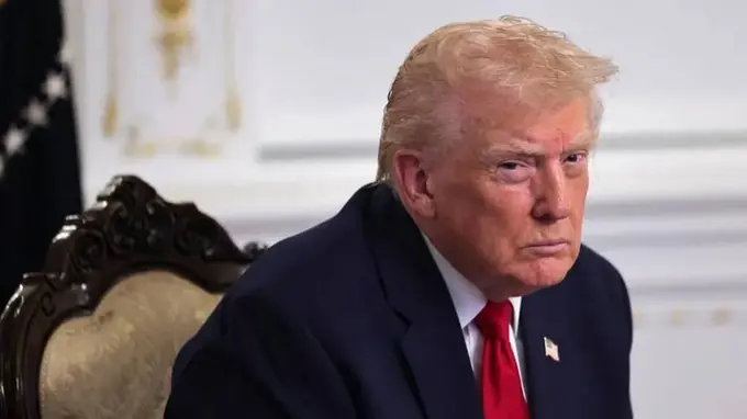 Трамп АҚШда “учинчи дунё мамлакатлари” миграциясини тўхтатди