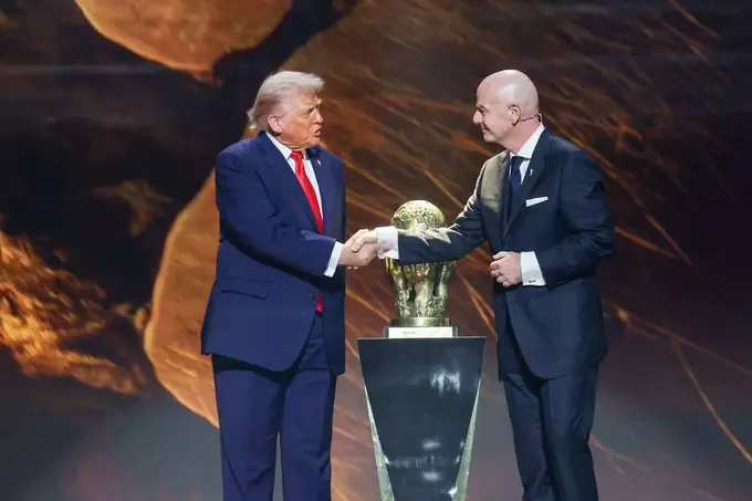 Trampni ochiq qo‘llab-quvvatlagani uchun Infantino ustidan shikoyat tushdi — The Athletic