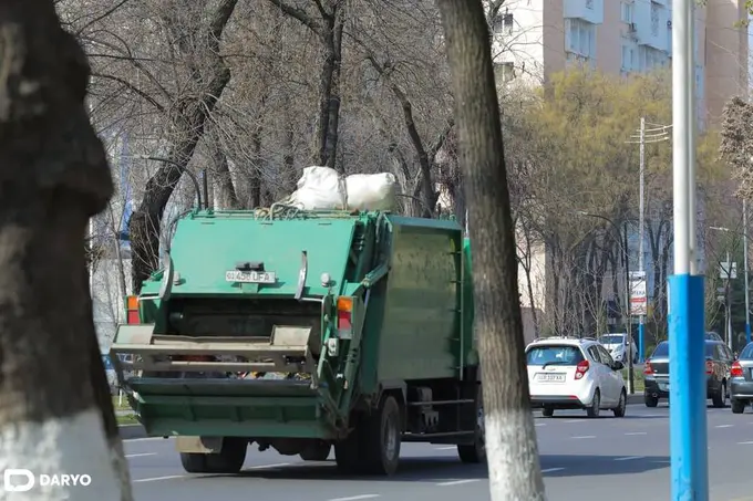 Ўзбекистонда чиқиндидан қарздор 200 мингдан ортиқ абонентнинг электр тўловига чеклов ўрнатилди