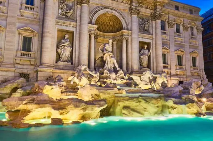 Italiyadagi Trevi favvorasiga tashrif buyurish pulli bo‘ladi