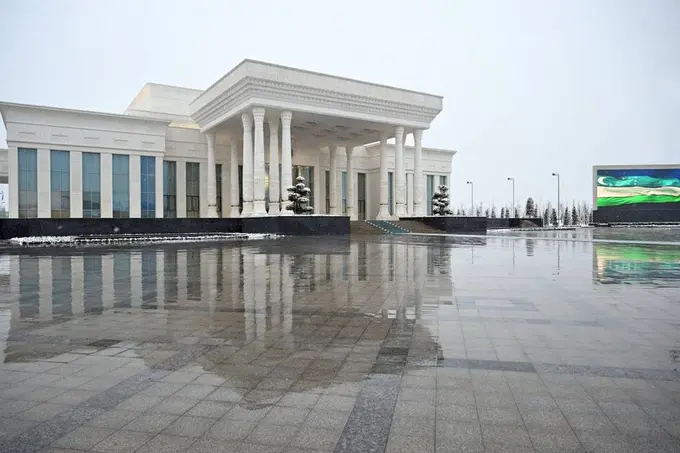 Шавкат Мирзиеёв отбыл в Японию