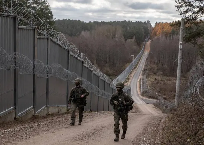 Polsha Rossiya chegarasi yaqinida dronlarga qarshi mudofaa tizimi qurmoqda