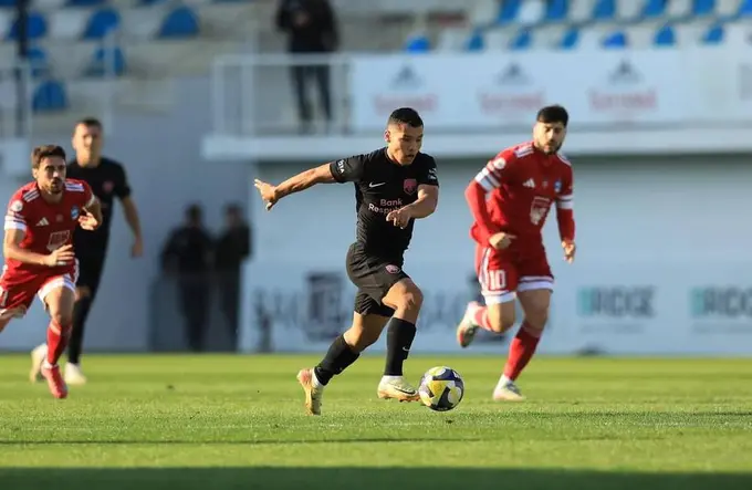 Umarali Rahmonaliyev “Sabah”ga to‘liq transfer qilindi