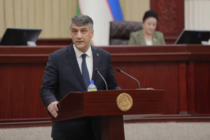Uzbekistan's MP Alisher Kadirov urges Uzbek migrant workers to leave Russia