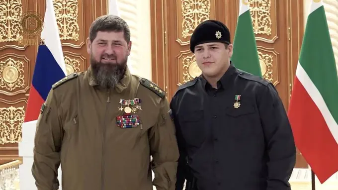 Младший сын Рамзана Кадырова попал в ДТП