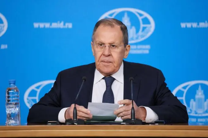 Lavrov Britaniyani “buyuk” soʻzisiz atashni taklif qildi (video)
