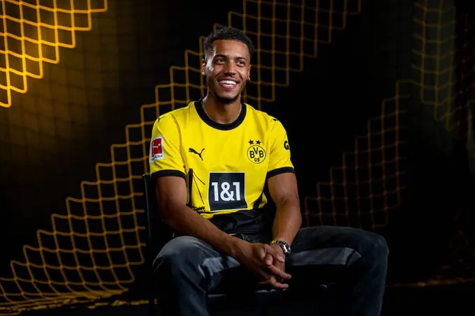 APL grandlari “Borussiya Dortmund” yarim himoyachisiga qiziqish bildirmoqda