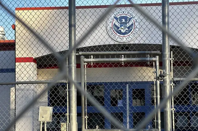 Узбекистанцы, ожидающие депортации из США, попросили ускорить возвращение на родину