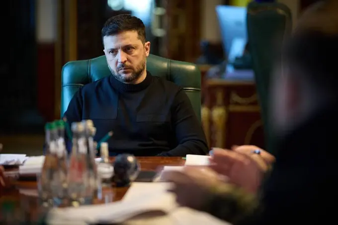 Zelenskiy: “Donbassni egallash uchun Rossiyaga yana ikki yil va 800 ming qurbon kerak bo‘ladi”
