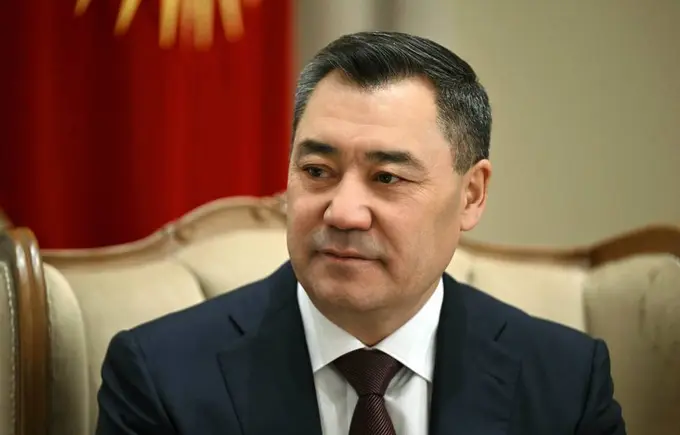 Садир Жапаровдан муддатидан олдин президент сайловларини ўтказиш сўралди