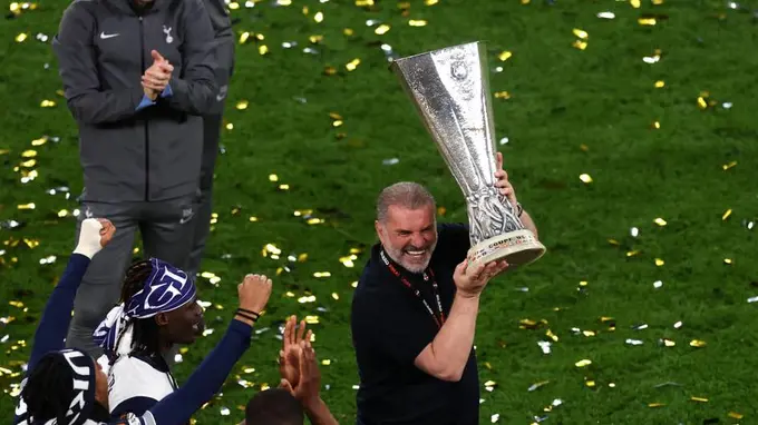 Anjelos Postekoglu: “‘Tottenhem’ top-klub emas”