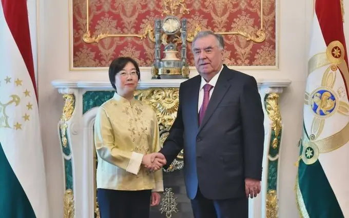 Tajikistan, AIIB discuss expansion of infrastructure and sustainable development cooperation