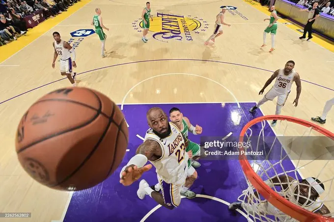 Lebron Jeyms NBA’da tarixiy rekord o‘rnatdi