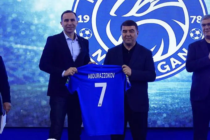 Chempionlikni sog‘ingan jamoa: “Navbahor” mavsumoldi taqdimot marosimini o‘tkazdi