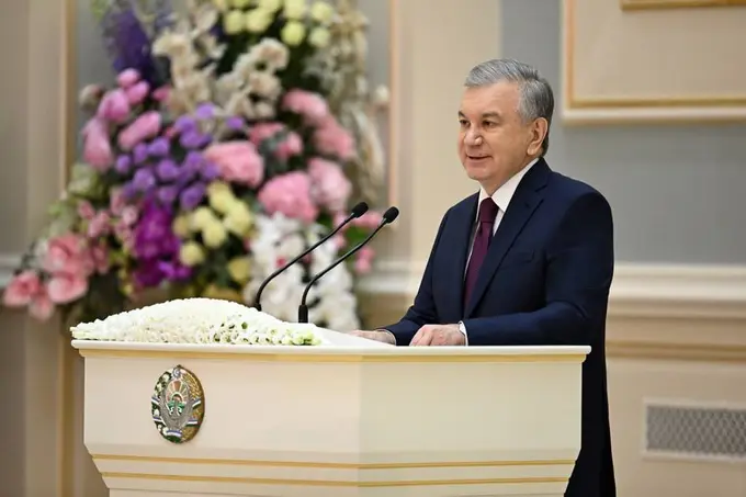 Президент қарори билан бир гуруҳ иқтидорли қизлар Зулфия мукофоти билан тақдирланди