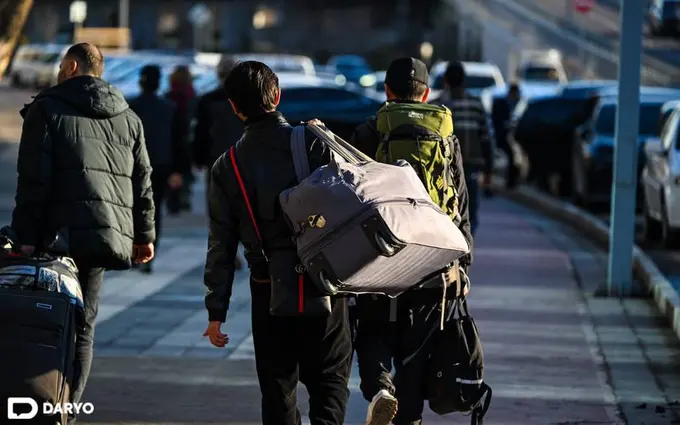 Migratsiya agentligi xorijda ishlayotgan o‘zbekistonliklarga moddiy va huquqiy yordam ko‘rsatilishini eslatdi