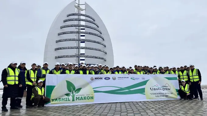 Uzbekistan's NMMC plants 50,000 saxaul seedlings on dried bed of Aral Sea