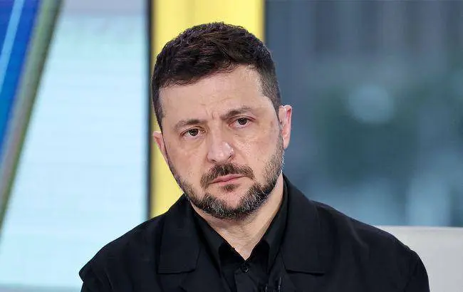 “Parlamentda xizmat qilmasang, frontda xizmat qil” — Zelenskiy deputatlarni tanqid qildi
