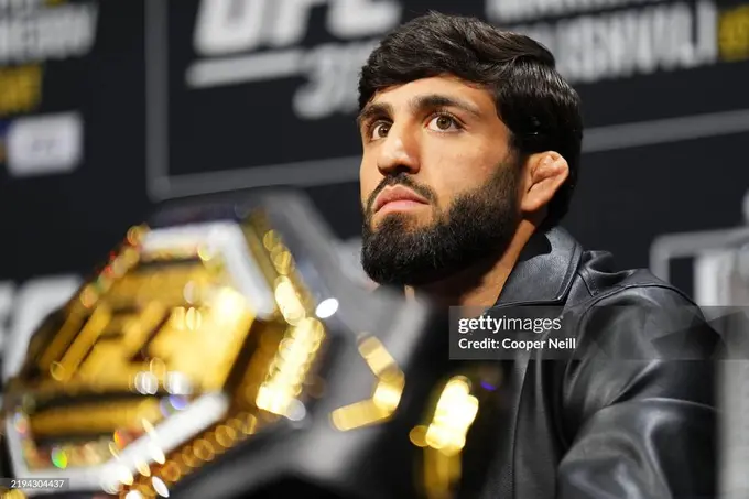 Arman Sarukyan UFC Oq uy turnirining markaziy jangida oktagonga chiqishi mumkin (foto)