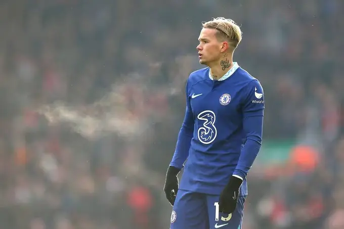 “Chelsi” doping tufayli chetlatilgan futbolchisi bilan yangi shartnoma imzoladi